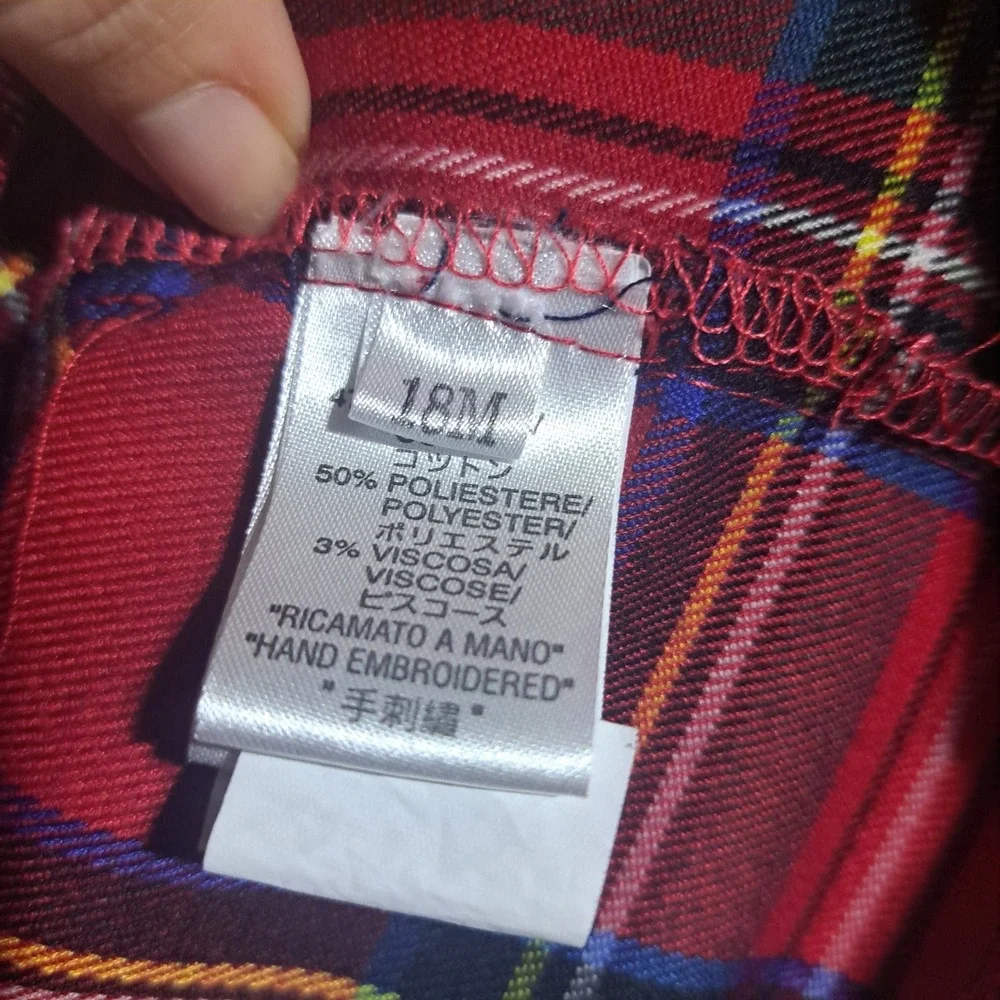 Isi red plaid